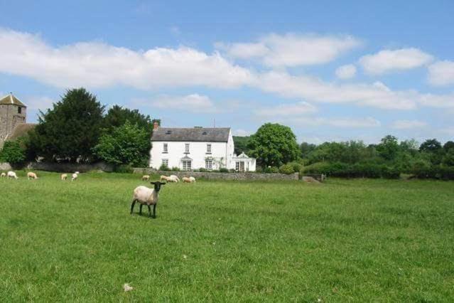 The Old Rectory Bed & Breakfast Abergavenny Zewnętrze zdjęcie